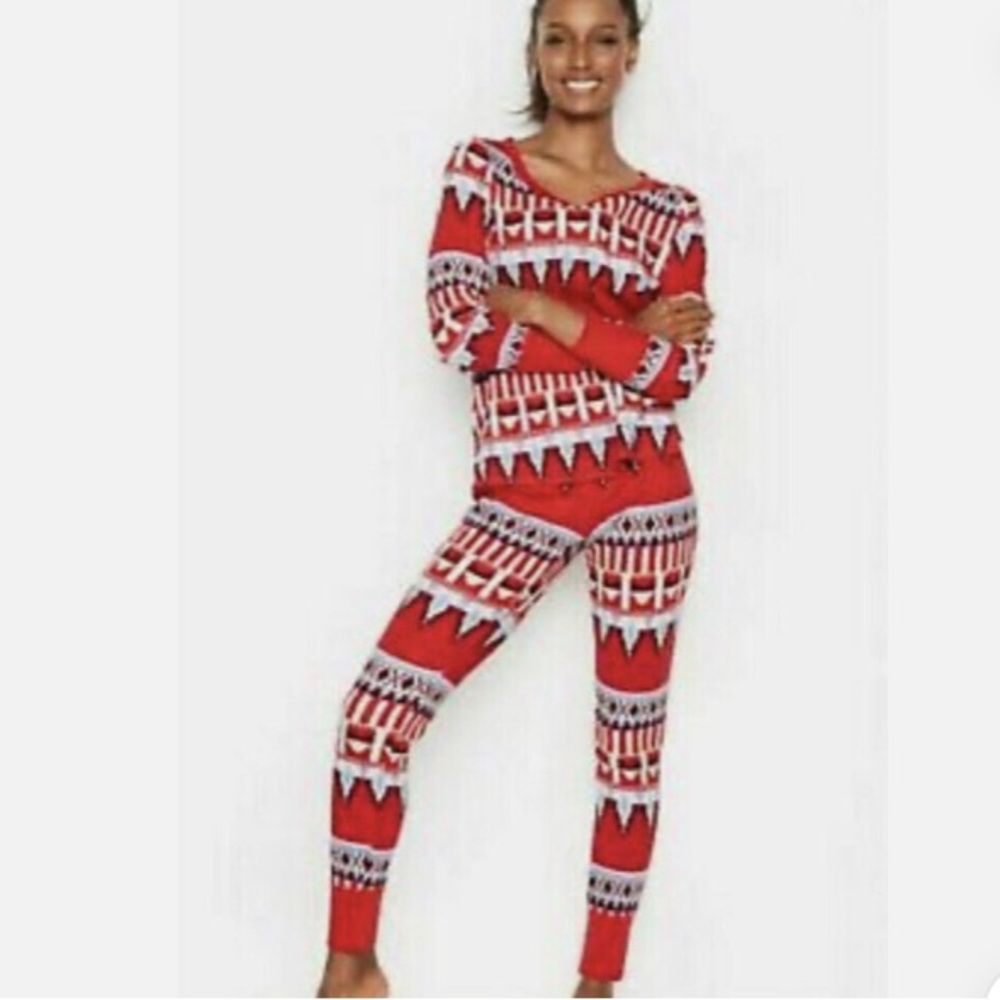 Victoria Secret Thermal Aztec Heart Print Pajama Set M